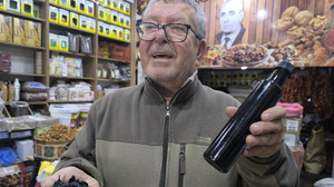 Bunları yiyerek soğuktan korunun! Aktarların gizli silahı bu ikili! Kışın mutlaka tüketmelisiniz…