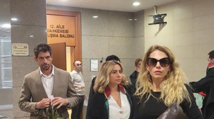 13 yıllık evlilik bitti! Cemal Hünal boşandı