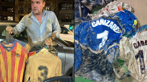 Forma koleksiyonu için canın hiçe saydı! Selden formaları topladı...