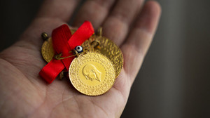 Altın düşecek mi yükselecek mi? Altın alacaklar bu günü beklesin!