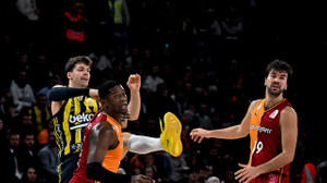 Fenerbahçe Beko-Galatasaray maçı yarıda kaldı!