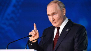 Putin'e küfreden ünlü müzisyen 10. kattan düşerek hayatını kaybetti!