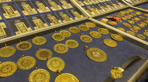 Altın fiyatları yeniden rekor kırdı! Yükseliş ne kadar sürecek?