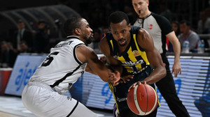 Türkiye Kupası finalinde Fenerbahçe Beko Beşiktaş Fibabanka'yı devirdi!