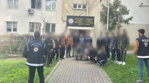 Bursa'da 'kaçak göçmen' operasyonu: Çok sayıda kişi yakalandı