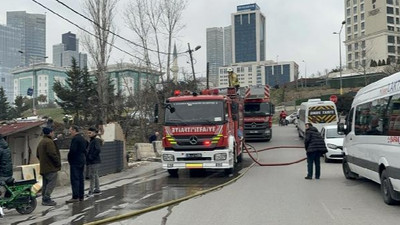 Ataşehir'de bir gecekonduda yangın çıktı!
