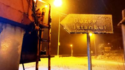 Bolu'da sağanak yağış yerini kar yağışına bıraktı