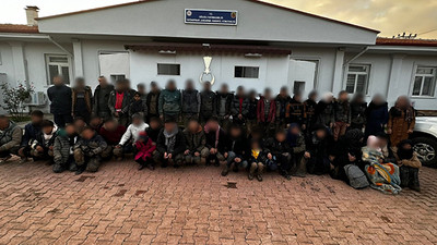 Gaziantep'de 59 kaçak göçmen yakalandı: 5 organizatör tutuklandı