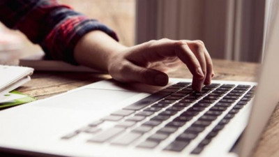 Deprem yaşanan bölgelere uydu üzerinden internet hizmeti sağlanıyor
