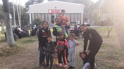 Jandarmadan depremzedelere yürek ısıtan ziyaret