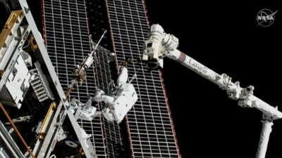 Uluslararası Uzay İstasyonu: Astronotlar uzay yürüyüşünde!