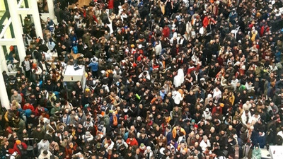 Yardım gönüllüleri İstanbul Havalimanı'na akın etti
