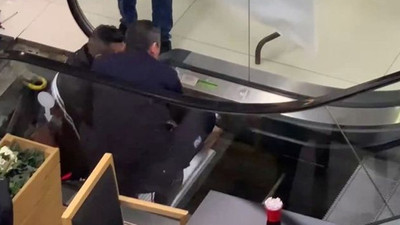 Yürüyen merdivende 3 parmağı kopmuştu! AVM'deki dehşetin görüntüleri ortaya çıktı