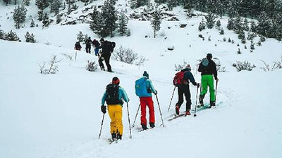 Artvin'de çığ felaketi! 2 ölü, 7 yaralı