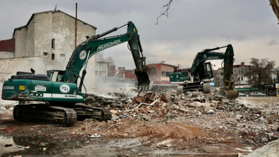 Elbistan'da binaların enkazı yüzde 98 seviyesinde kaldırıldı