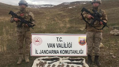Van’da jandarmadan terör operasyonu: PKK'ya ait silah ve mühimmat ele geçti