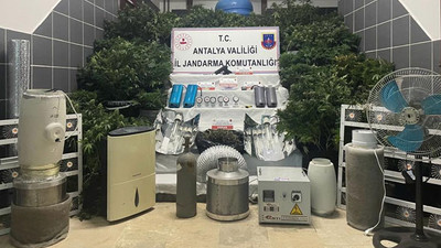 Antalya’da jandarmadan uyuşturucu operasyonu: 6 zehir taciri gözaltına alındı