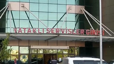Doktoru odaya kilitleyip saldırdı