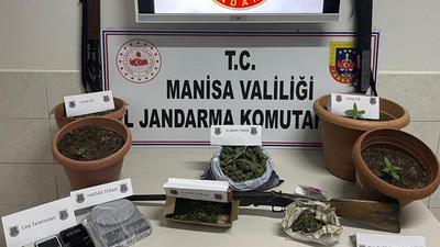 Jandarma zehir tacirlerini paketledi! 1,5 kilogram uyuşturucu ele geçirildi
