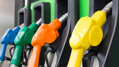 Benzine büyük indirim pompaya yansıdı! İşte güncel akaryakıt fiyatları