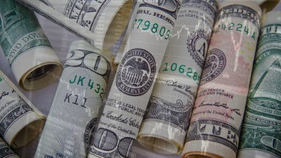 Döviz kuru yeni haftaya rekorla başladı! Aylık artış 4 TL'yi aştı: İşte dolar ve euro kurunda son durum...