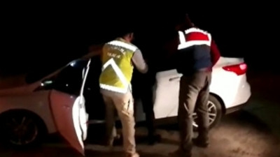 Jandarmadan deprem bölgesinde uyuşturucu operasyonu