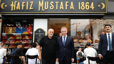 İstanbul Valisi Davut Gül'den Hafız Mustafa 1864'e bayram ziyareti