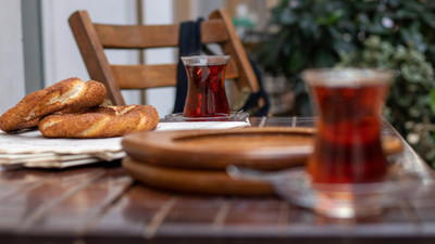 İstanbul'da simit 10 TL oldu: Fırıncılar 'Zam yapmaya mecburduk' dedi...