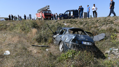 Çanakkale'deki trafik kazasında 2 kişi öldü, 5 kişi yaralandı
