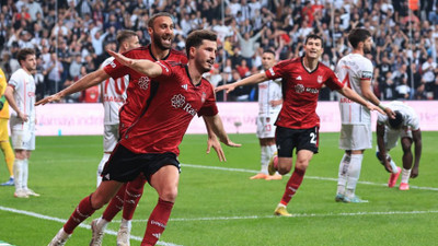 Cenk Tosun siftah yaptı, Beşiktaş nefes aldı!