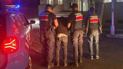 Çanakkale’de sahte jandarma yaşlı kadını dolandırdı: Otobüsle kaçmaya çalışırken Balıkesir’de yakalandı
