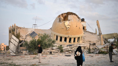İsrail saldırılarında 17 günde 32 cami yıkıldı