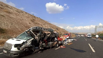 TAG Otoyolu'nun Gaziantep-Şanlıurfa arasındaki bölümde katliam gibi kaza: 5 ölü 5 yaralı