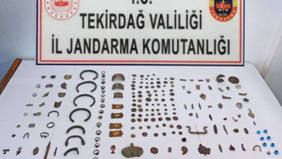 Tarihi eser kaçakçılarına suçüstü: 197 parça ele geçirildi