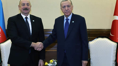 Cumhurbaşkanı Erdoğan, Azerbaycan Cumhurbaşkanı Aliyev ile Astana'da bir araya geldi
