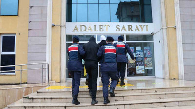 Artvin’de 15 düzensiz göçmen yakalandı: 2 sürücü tutuklandı