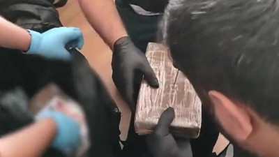 Mersin Limanı'nda zehir tacirlerine ağır darbe! 54 kilogram kokain ele geçirildi