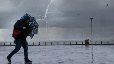 Meteoroloji'den il il bölge bölge sağanak ve fırtına uyarısı