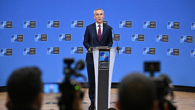 NATO: Rusya, Ukrayna'da 300 binden fazla asker kaybetti