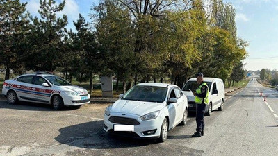 Jandarma kurallara uymayan 463 sürücüye ceza yağdırdı