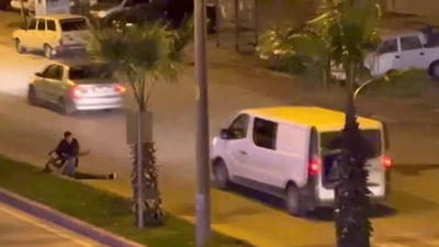 Adana'da korkunç olay! Bıçaklanıp yolun ortasına atıldı kimse yardım etmedi