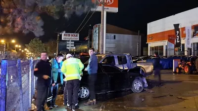 Demir korkuluklara sıkışan kadını ekipler kurtardı!
