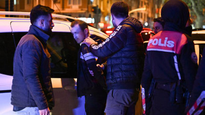 Edirne'de kontrol noktasından kaçan alkollü sürücü polis aracına çarpınca yakalandı