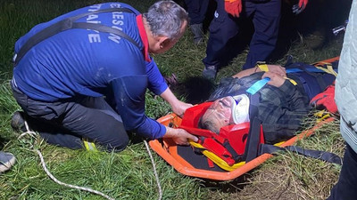 Korkunç kaza: Giresun’da otomobil dereye uçtu!