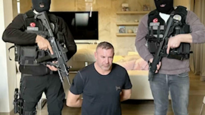 Kırmızı bültenle aranan suç örgütü lideri İstanbul'da 'Kafes'lendi: İstanbul'da Kafes-25 operasyonu