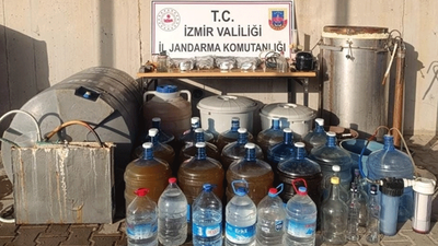 İzmir ve Manisa'da kaçak içki ve tütün operasyonu