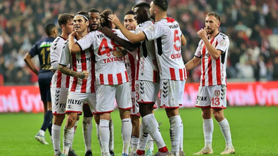 Samsunspor, Kasımpaşa'yı 4 golle geçti
