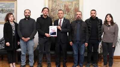 CHP Genel Başkanı Özel, Hatay Depremzede Derneği yöneticileriyle bir araya geldi