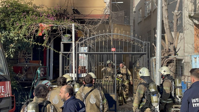 Esenler'de bir iş yerinde çıkan yangın söndürüldü