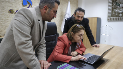 Gaziantep Büyükşehir Belediye Başkanı Şahin, AA'nın "Yılın Kareleri" oylamasına katıldı
